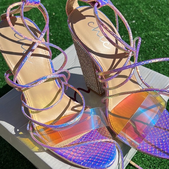 Diamond heels rainbow pink shiny lace up - Picture 3 of 3